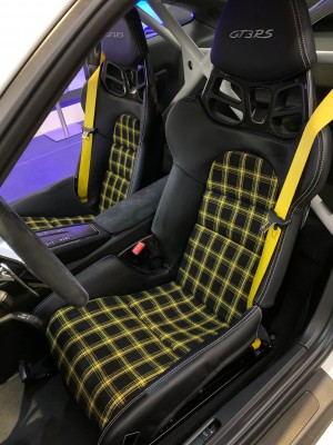 Porsche Sitzbezüge, Polster und Inlets für GT3, GT3 RS und GT4 (RS) –   - Porsche Zubehör, Bezüge & Polster, Carbonteile